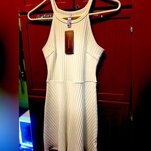 NWT WOMENS DRESS